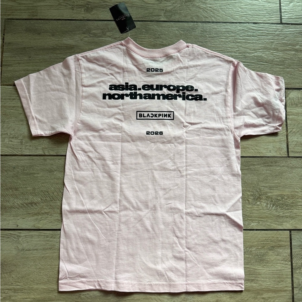 x deadline Light Pink Logo T-Shirt - Picture 2 of 2